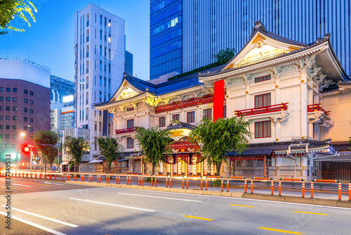 Φωτογραφία Ginza, Tokyo, Japan cityscape with the Kabuki Theatre 2192