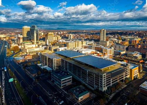 Tableau sur toile Downtown Springfield Massachusetts Skyline and Highway Aerial