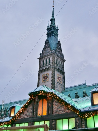 Hamburger Weihnachtsmarkt am Rathaus