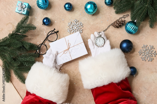 Santa Claus with Christmas ...