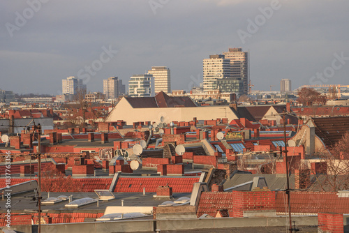 Berliner Häusermeer; Blick von Neukölln in Richtung Friedrichshain
