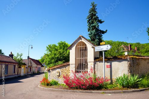 Fototapeta Naklejka Na Ścianę i Meble -  Vexin-sur-Epte  village in the French Gâtinais Regional Nature Park