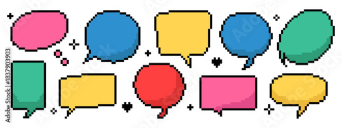 Modern pixel speech bubble set. 8-bit message box, chat frame and conversation balloons. Y2k trendy style.