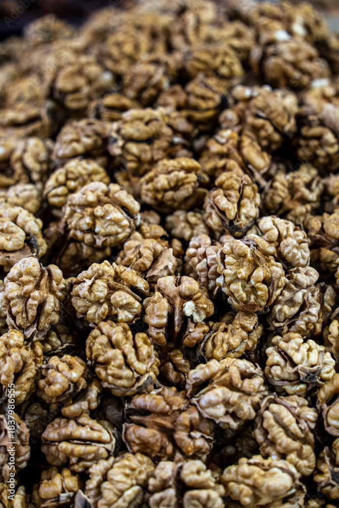Obraz premium shelled walnuts in the souk, Tetouan, Morocco, North Africa
