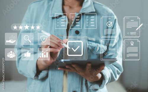 Fotografija Business checklists help align processes, improve quality assurance, and verify compliance for reliable performance