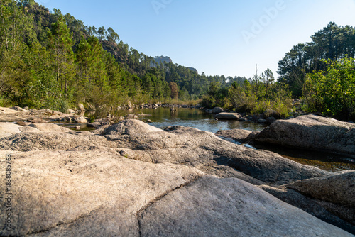 Wallpaper Mural Wildes Flussbett in idyllischer Berglandschaft auf Korsika Torontodigital.ca