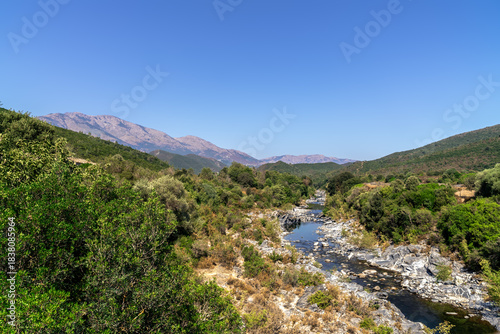 Wallpaper Mural Wildes Flussbett in idyllischer Berglandschaft auf Korsika Torontodigital.ca