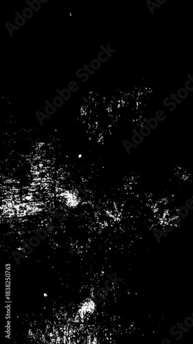 Vintage Grunge Film Dust Texture – 4K Scratches Overlay (Transparent)