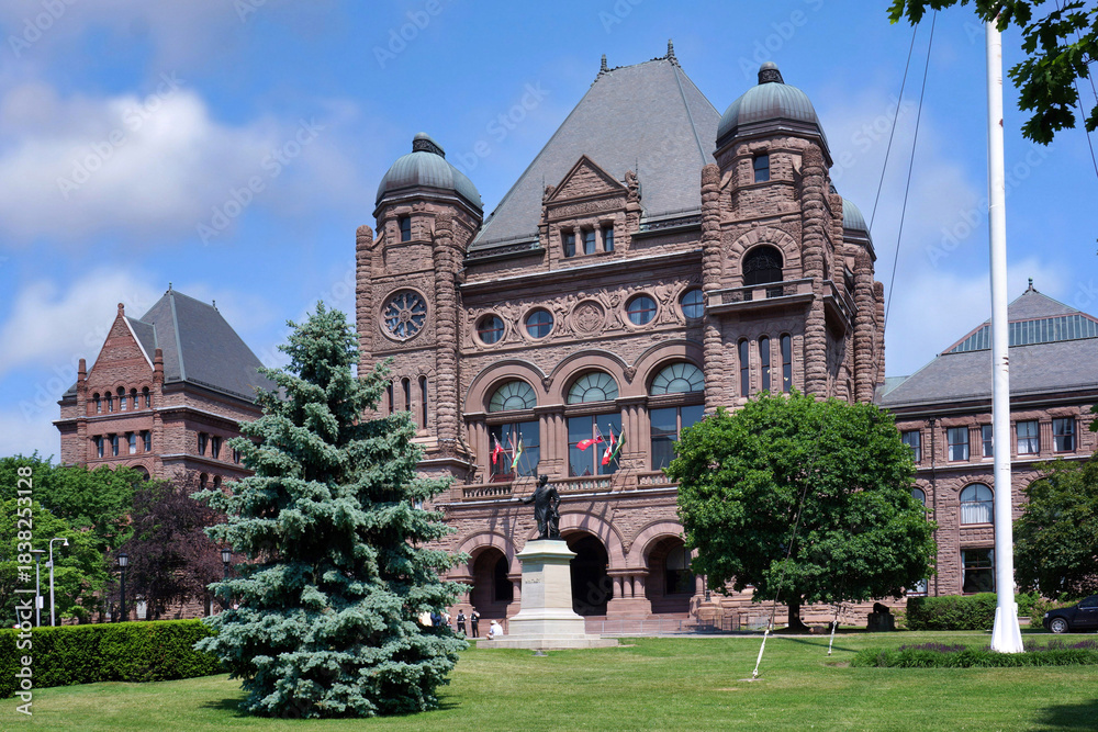 Naklejka premium Ontario provincial parliament building in Toronto