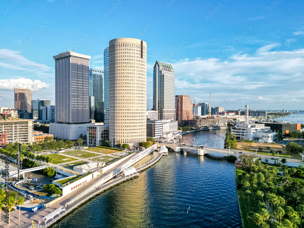 Fototapeta premium Tampa skyline from above aerial view photography city with skyscrapers and Hillsborough River in downtown Tampa, United States