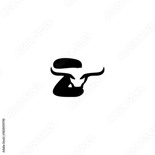 Minimalist Bull Head Shape Le...