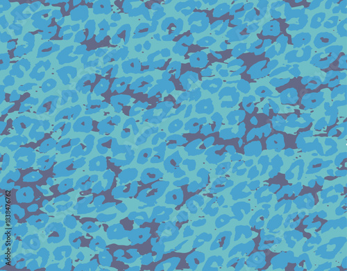 Full seamless leopard cheetah texture animal skin pattern. Textile fabric print. Suitable for fashion use. Vector illustration.