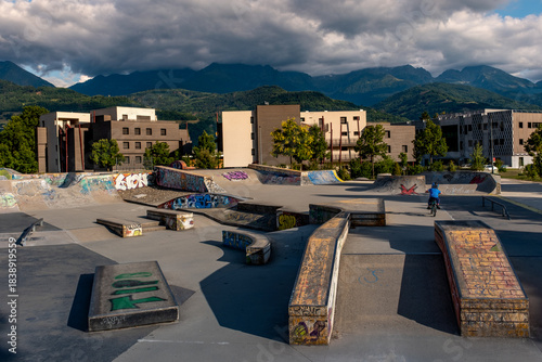Skate-Park au coucher du soleil (Crolles, France)