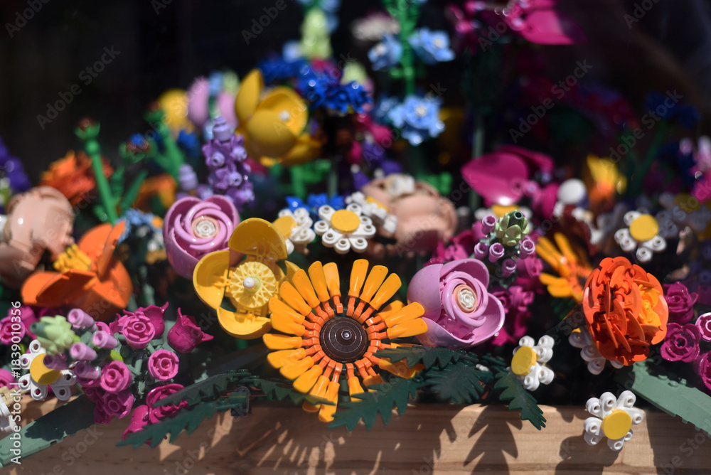 Obraz premium Warsaw, August 6, 2024. A bouquet made of Lego.