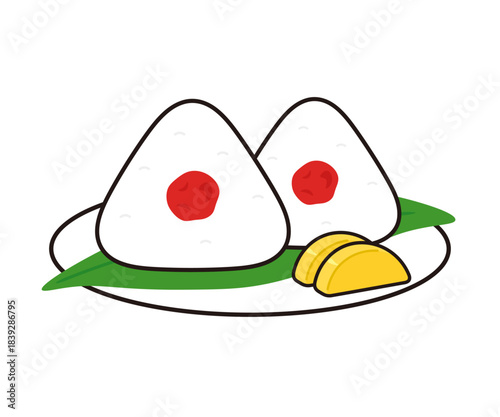 皿に盛られた梅おにぎり