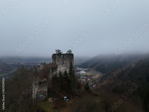 Blick in das Mittelalter, Burgruine Kaiserberg, Steiermark 