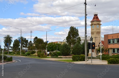 Deakin Avenue in outback Mildura, Australia