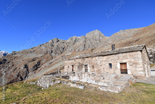 L'alpeggio di Settefontane, in valle Elvo,nel Biellese,posto sotto le pendici del Monte Mucrone