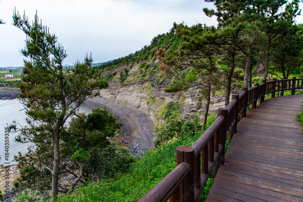 Obraz premium seaside cliff and shore at Songaksan in Jeju Island, South Korea
