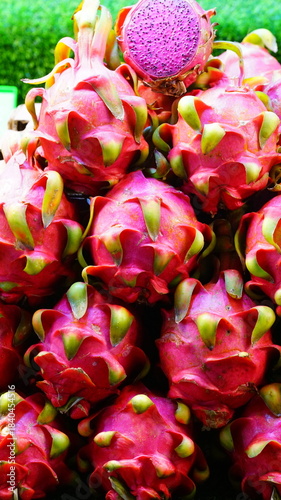 Dragon fruit neatly arranged on the store shelves