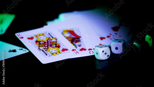 POKER Y DADOS