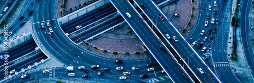 Expressway, Self-driving autonomous electric cars of the future with elements move along a busy traffic intersection. Artificial Intelligence, Car Scan, GPS Tracking, Smart Roads, IoT, highway