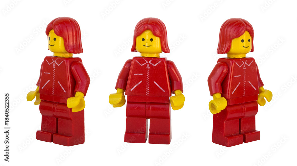 Fototapeta premium Figura de mujer mecánica de LEGO oficial. Tres posturas. Imagen aislada