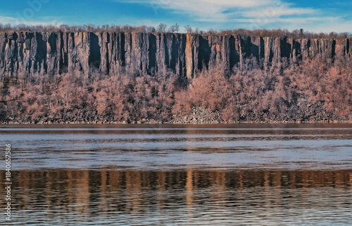 Foto Cliffs on the Palisades and the Hudson River