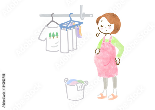 疲れた表情で洗濯物を干すエプロン姿の妊婦さんのイラスト