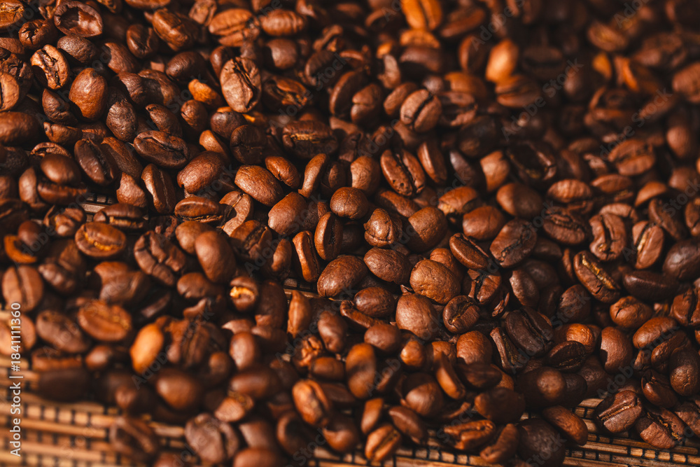 Naklejka premium coffee beans background