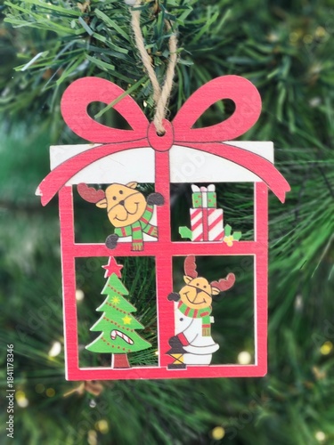 Christmas tree decorations in 