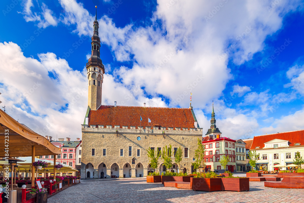 Fototapeta premium Tallinn, Estonia. Iconic Raekoja Plats and the Old Town Hall