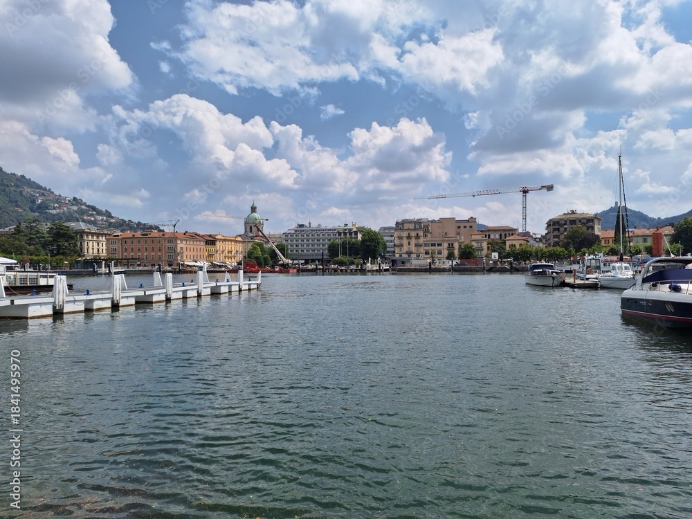 Fototapeta premium Lake Como in Italy during Summer