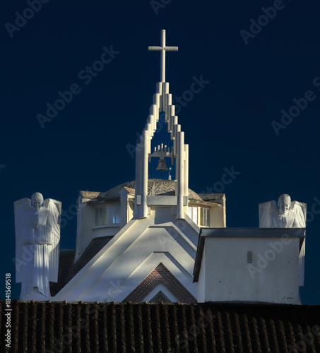 Loubeyrat, église et chapelle