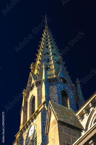 Loubeyrat, église et chapelle