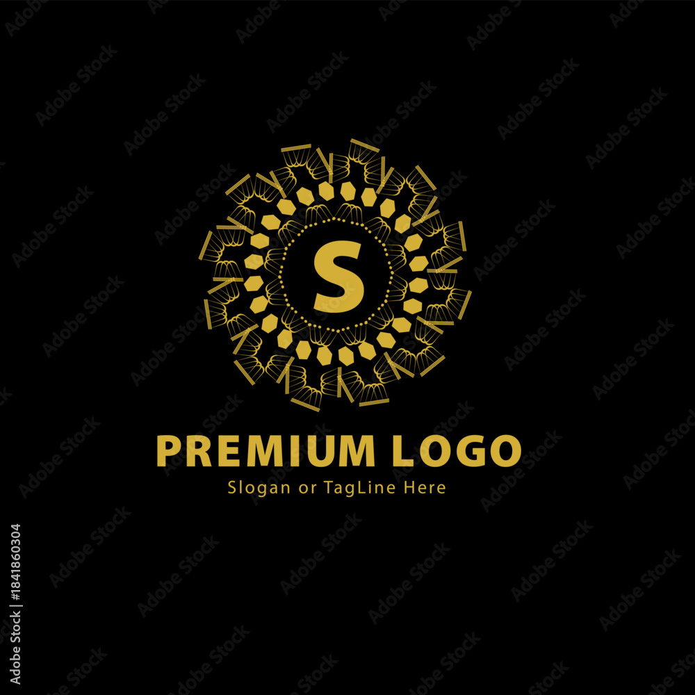 Fototapeta premium Premium Round Monogram Logo letter 'S' with Elegant Design