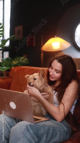 relaxed pet evening, casual night relaxing with pet, serene evening at home featuring pet and peaceful atmosphere, tranquil household night scene with beloved pet and soothing ambiance for relaxation