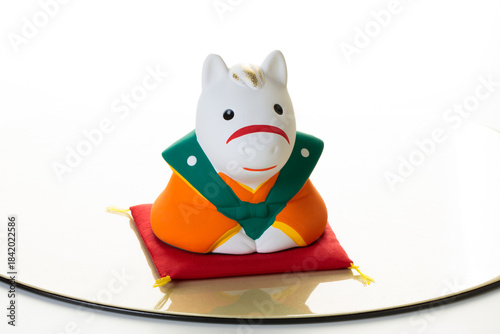 うま年干支の置物