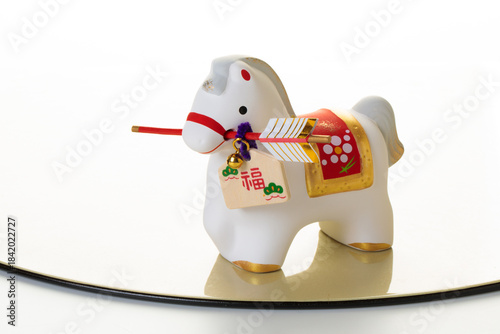 うま年干支の置物