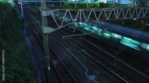 【4K Time-lapse】Yamanote and Saikyo Lines Passing Near Mejiro, Tokyo at Dusk