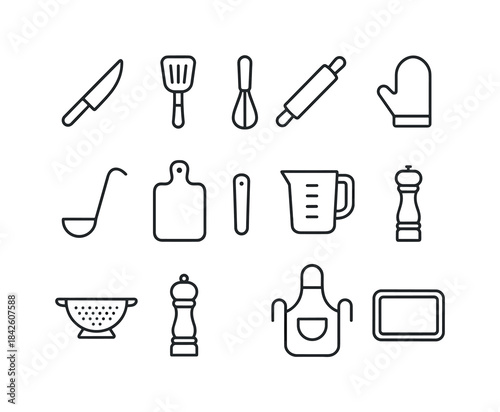 Kitchen Line Icon Set. Kitchen objects. Line icon set of kitchen