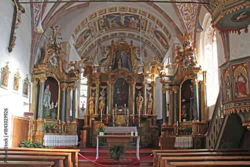 interno della chiesa di Santa Maddalena in Val di Funes; Alto Adige