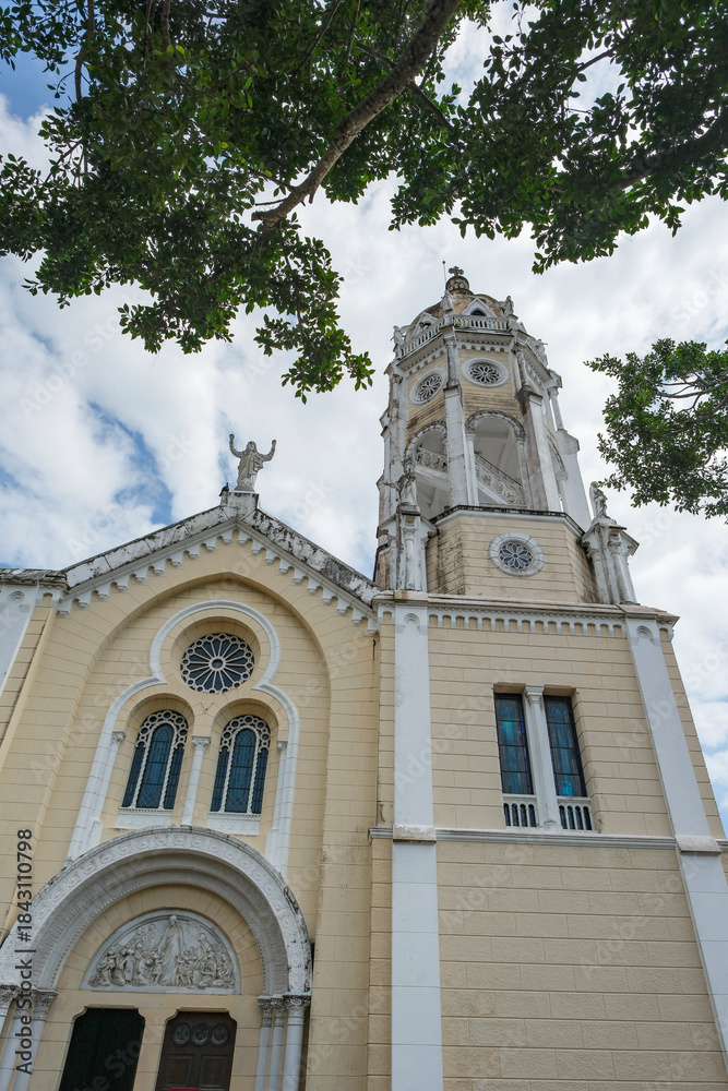 Fototapeta premium Panama City, Panama - December 8, 2025: Church Of Saint Francis Of Assisi in Panama City, Panama.