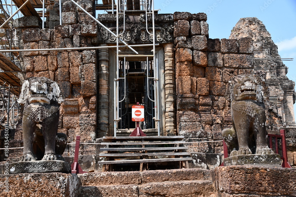 Fototapeta premium カンボジア シェムリアップ遺跡群 東メボン（イースト・メボン）