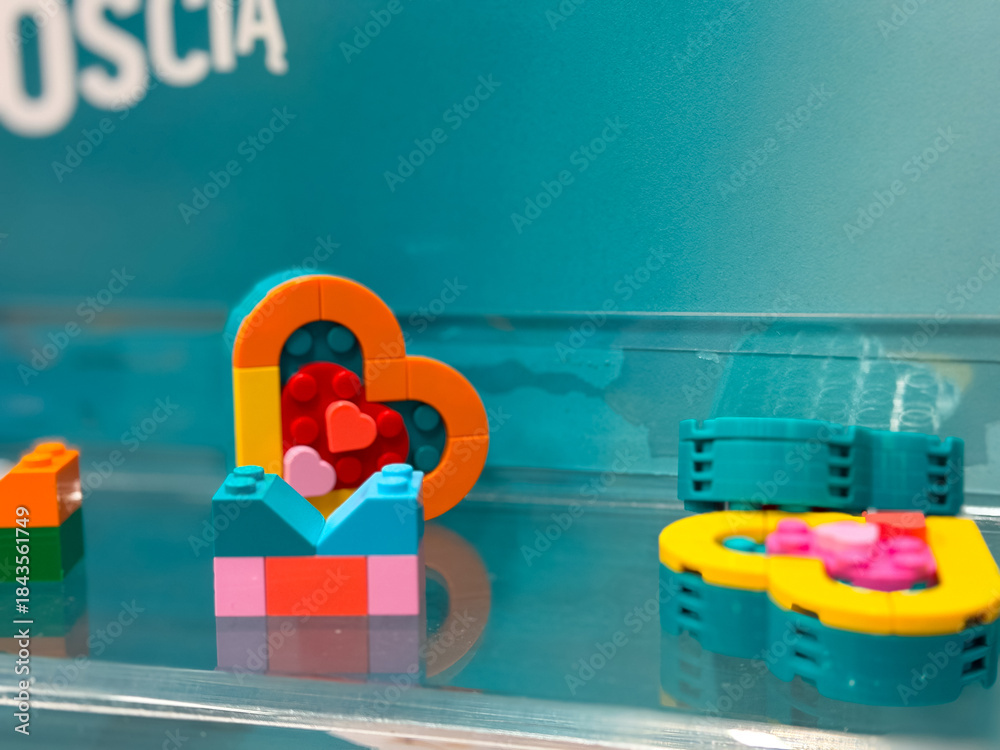 Naklejka premium Colorful heart-shaped LEGO models