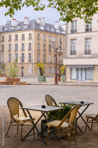 Bilde på lerret Versailles France town square cafe