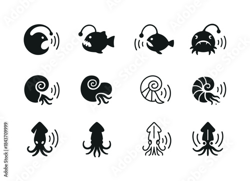 Deep Sea Icon Set. Aquatic creatures in extreme environments (de