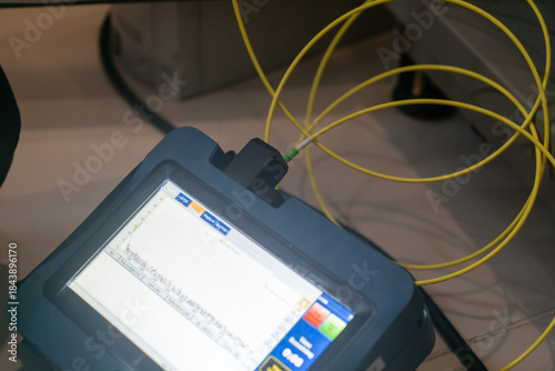 Fiber Optic Testing Device with Display Screen