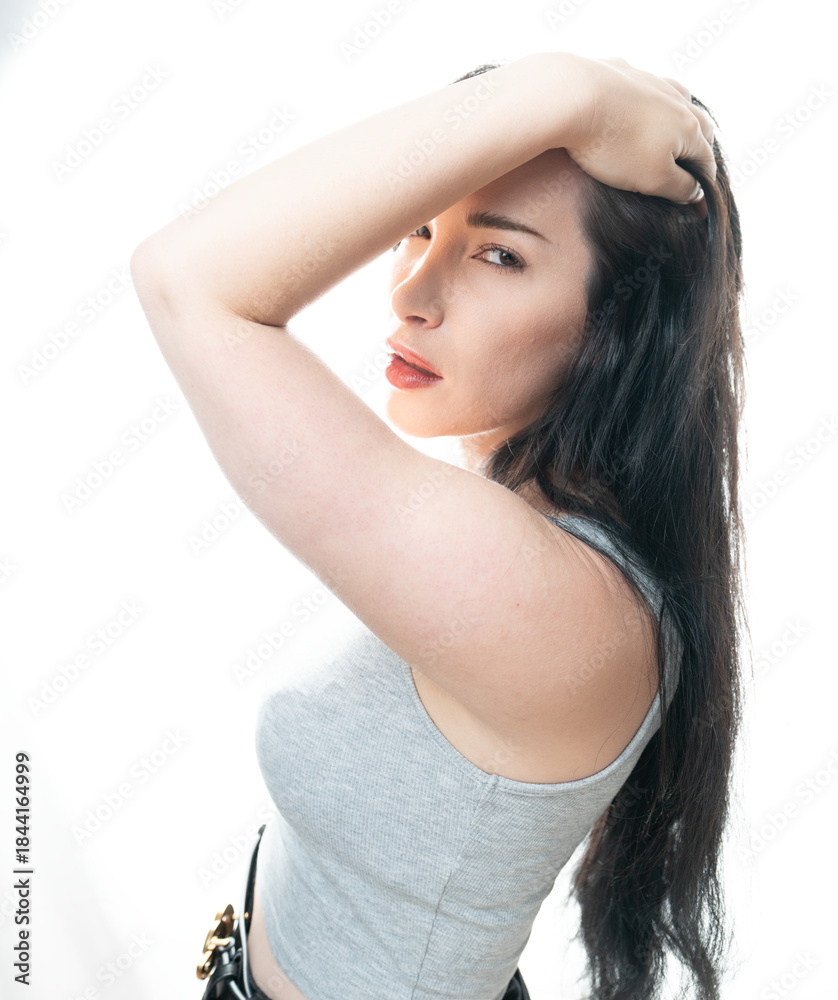 Obraz premium Woman studio photoshoot with background expressions