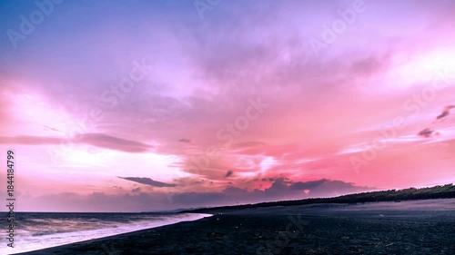 茅ヶ崎海岸の夕焼け雲（タイムラプス）